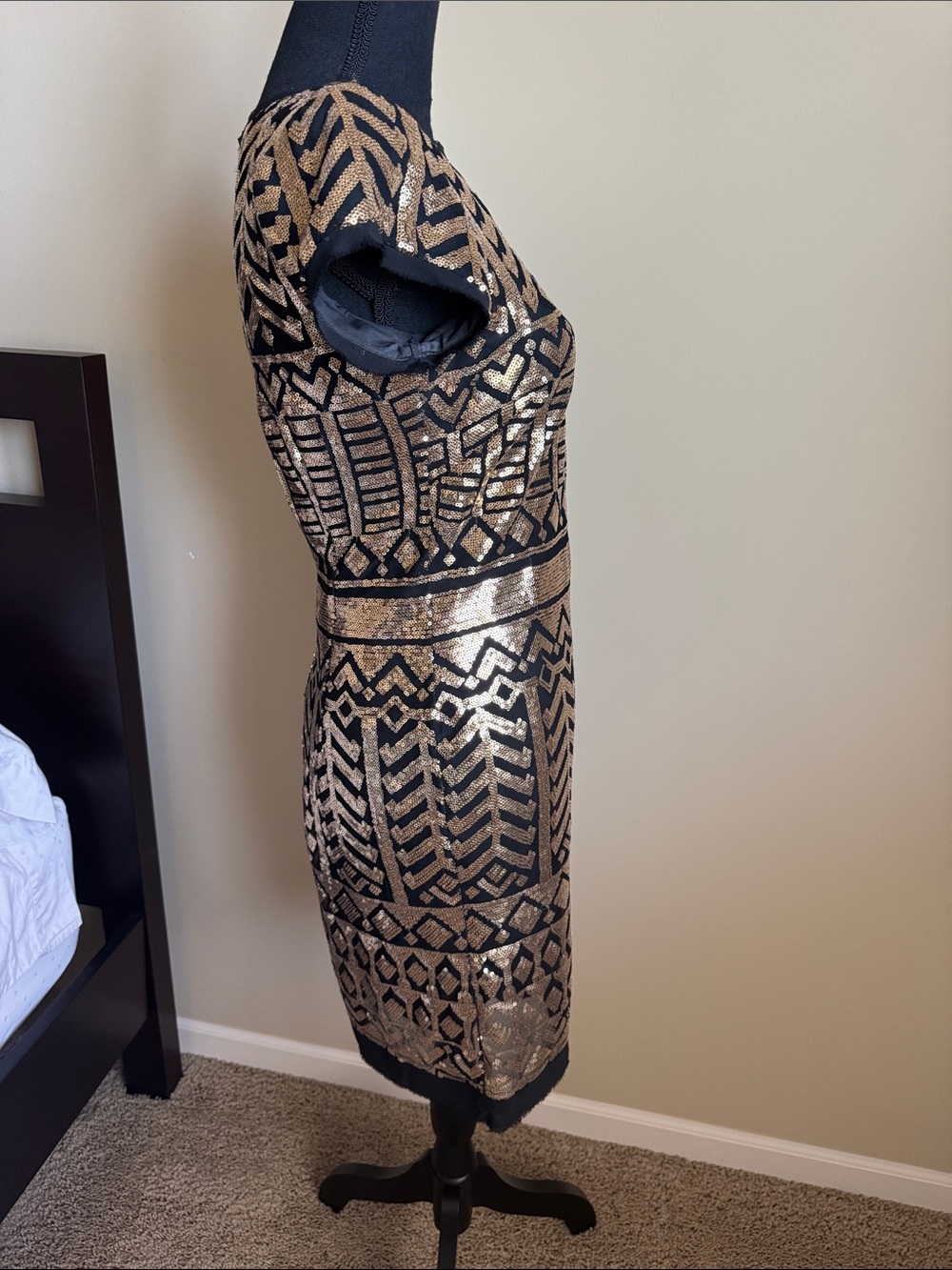 Eliza J Black and Gold Sequin Shift Dress - Picture 3 of 9